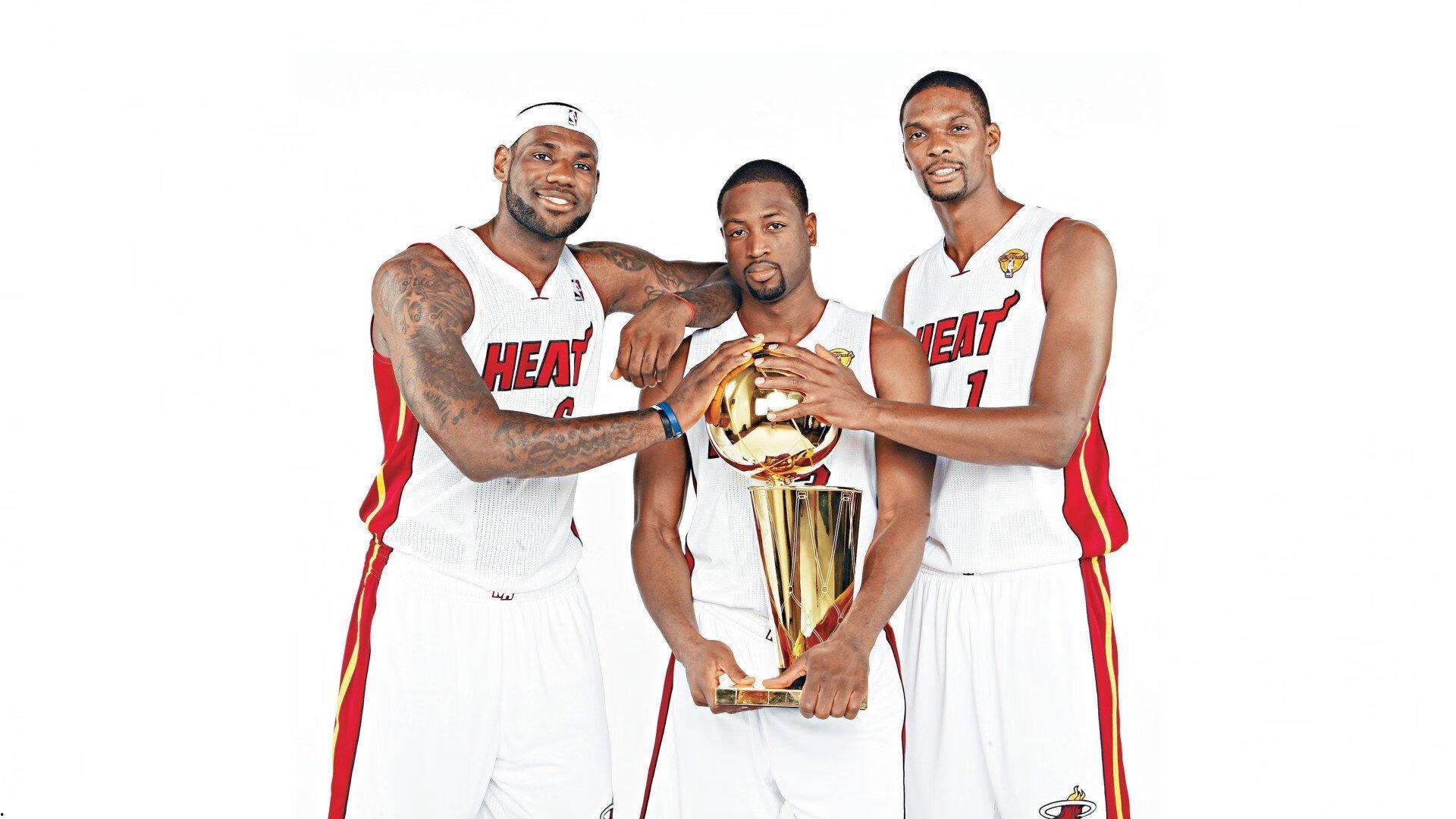 青岛男篮新秀林韦恺首度合练 全队积极备战夏季联赛