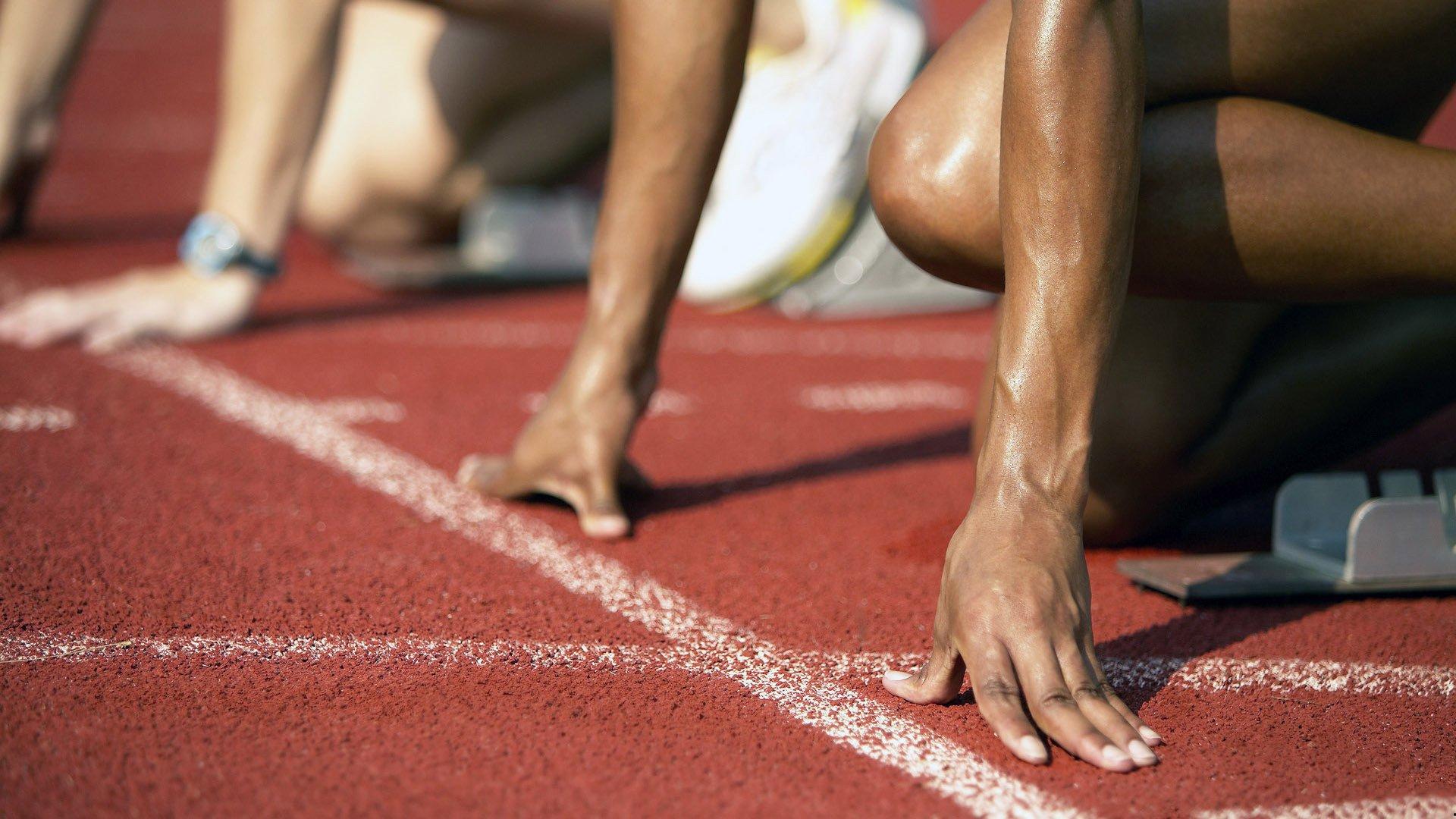 那年今日，鲁尼曼联首秀帽子戏法，青春风暴席卷欧洲足坛