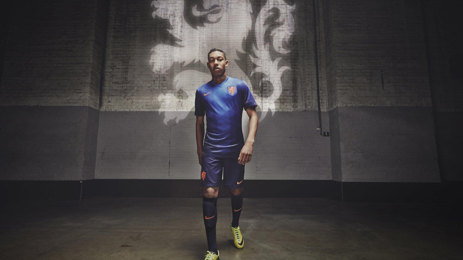 绿茵重炮今何在？回顾巴拉克那撕裂空气的致命远射